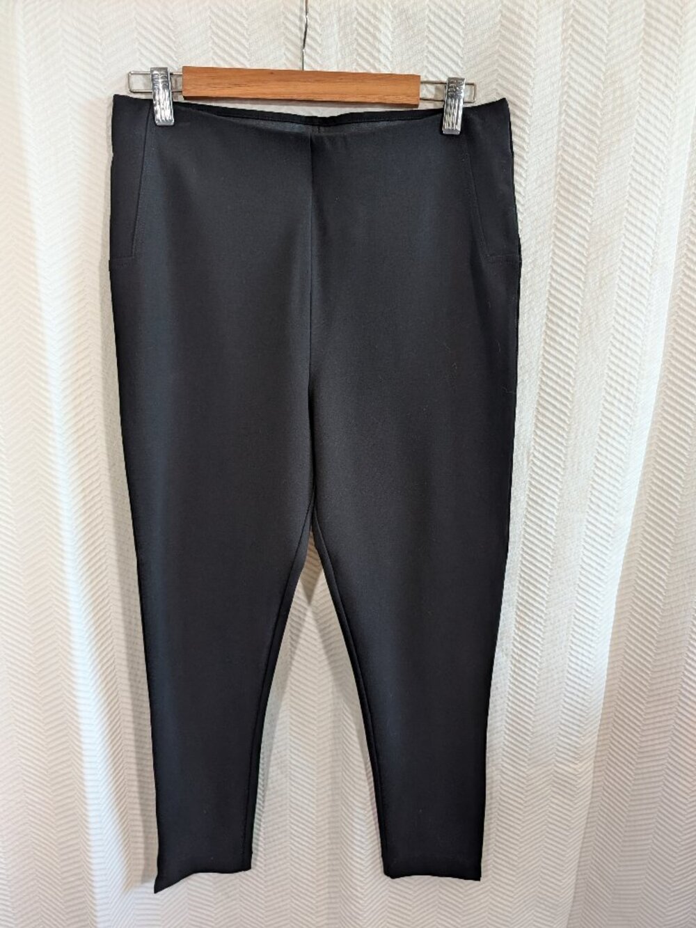 Vince Camuto Black Ponte High Waisted Pull-on Skinny Pants Cropped Size Medium